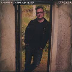 Længere nede ad vejen