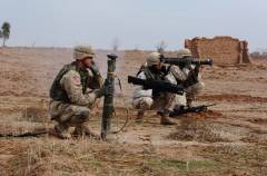 Velkommen til frontlinjen. Afsnit 4 : Op til halsen i krig