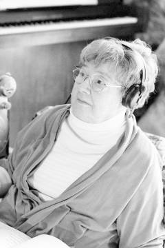 Lyd på liv : en film om og med komponisten Else Marie Pade