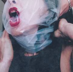 Flesh stays together