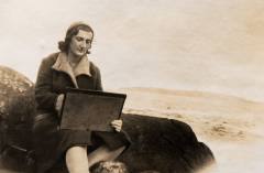 Sommergæsten : Bergithe Johannessen - en pioner i færøsk kunst