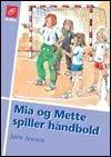 Mia og Mette spiller håndbold