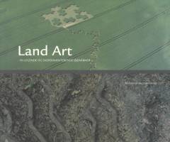 Land Art - en legende og eksperimenterende øjenåbner : undervisningsmateriale
