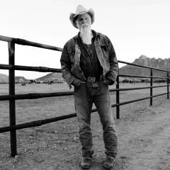 Keepin' the horse between me and the ground