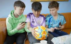 Min klasse i Grønland. 3:10 : Fødselsdag