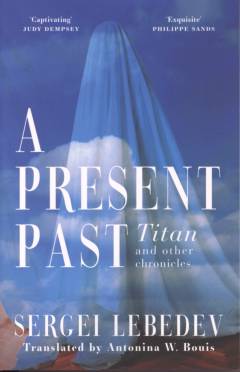 A present past : Titan and other chronicles