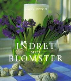 Indret med blomster