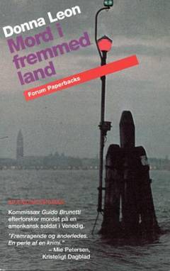 Mord i fremmed land : spændingsroman