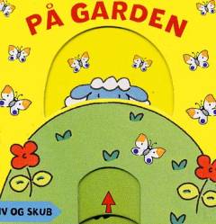 På gården