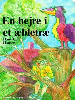 En hejre i et æbletræ