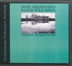 Inger Nielsen sings Danish folk songs