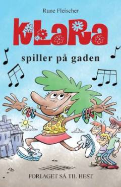 Klara spiller på gaden