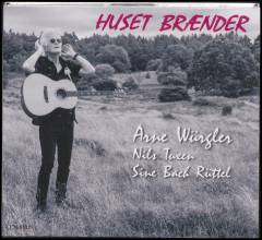 Huset brænder