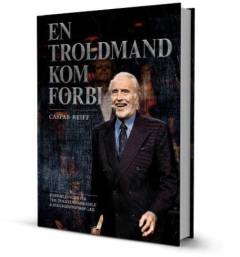 En troldmand kom forbi : fortællingen om The Tolkien Ensemble & sir Christopher Lee