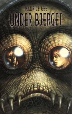 Under bjerget