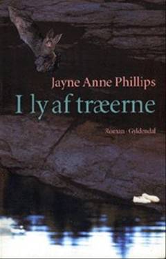 I ly af træerne