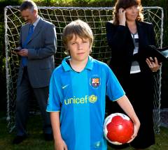 Jakob præsenterer Helt ærligt mor og far!