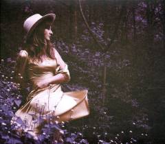 Midwest farmer's daughter