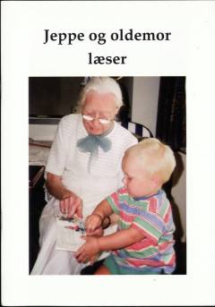 Jeppe og oldemor læser