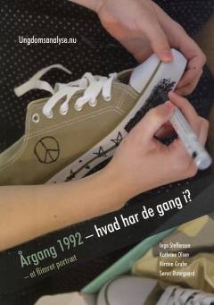Årgang 1992 - hvad har de gang i? : et flimret portræt