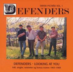Defenders : Looking at you