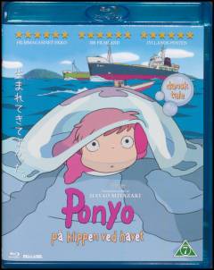 Ponyo på klippen ved havet